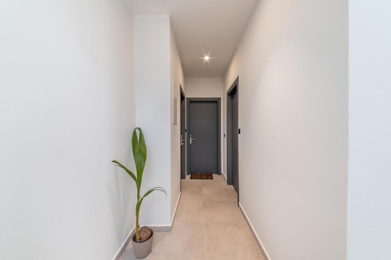 Brand New Suites In City Center Héraklion Extérieur photo